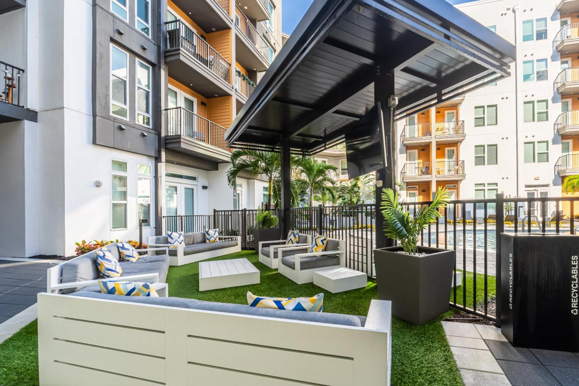 Tropicana Field 1 Bed In Downtown St Pete With Free Parking St. Petersburg Exterior photo